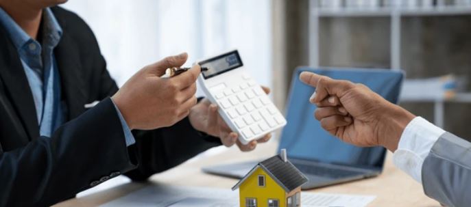 Crédit immobilier en indivision : comment l’IA anticipe les risques quand tu payes seul ? Comment l’IA analyse les profils de co-emprunteurs ?